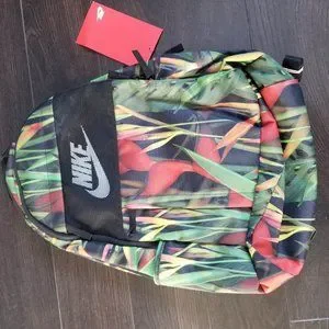 NIKE brand new back pack with cool design grass
